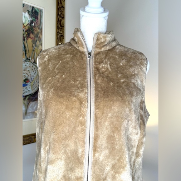 Kim Rogers Faux Fur Vest Petite Small - Picture 2 of 9